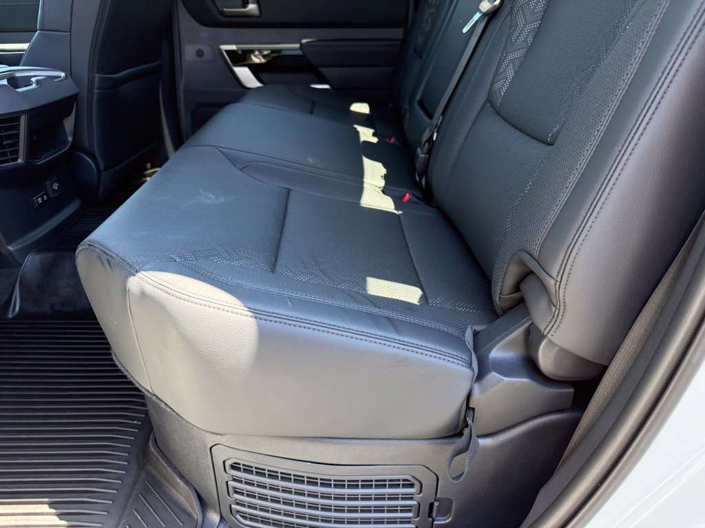 Used 2024 Toyota Tundra Limited AWD/4WD image 36