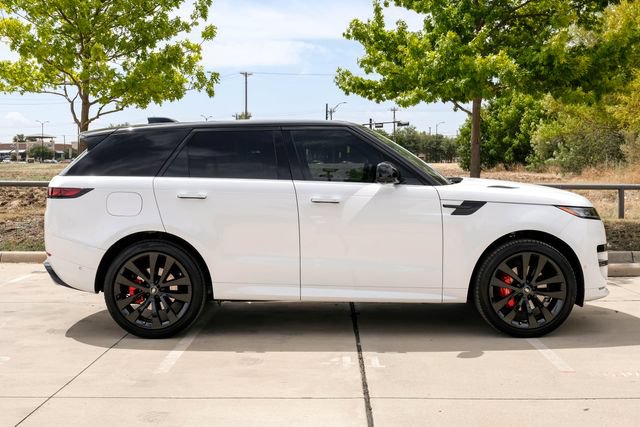 Used 2024 Land Rover Range Rover Sport Dynamic SE AWD/4WD image 8