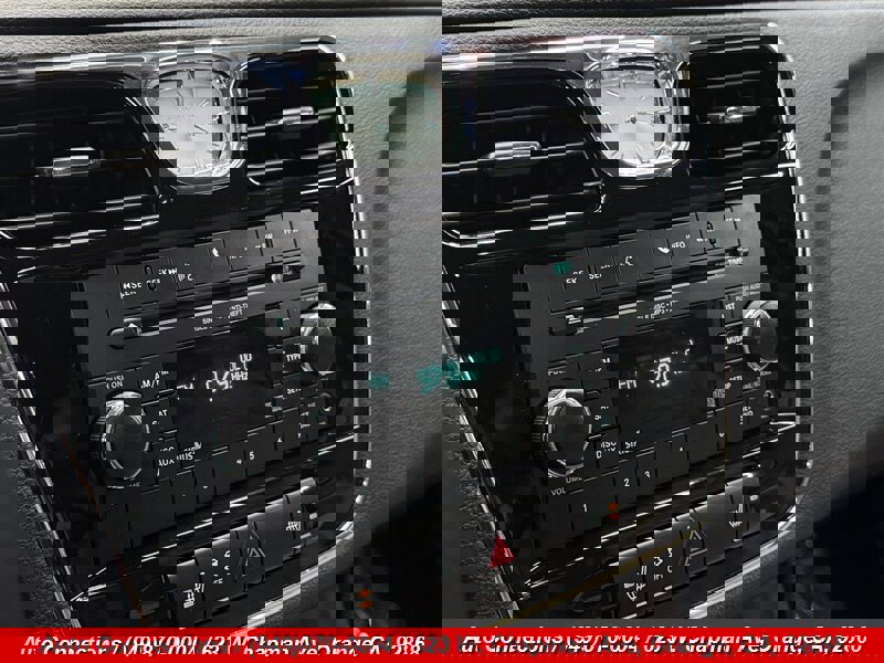 Used 2013 Chrysler 200 Limited image 17