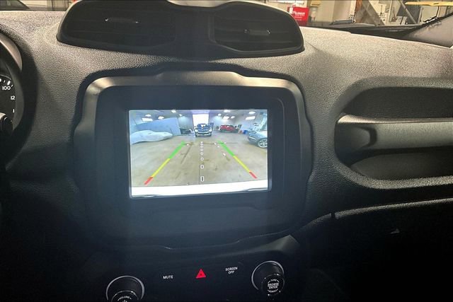 Used 2020 Jeep Renegade Limited AWD/4WD image 13