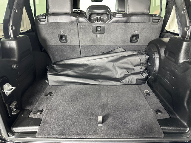Certified 2021 Jeep Wrangler Unlimited Rubicon AWD/4WD image 24