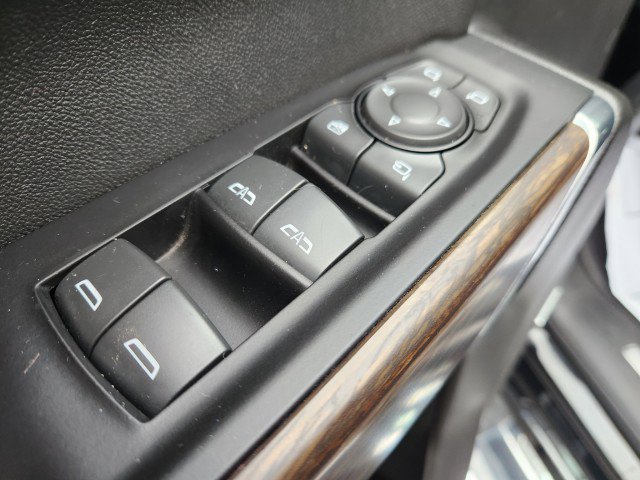 Used 2022 Chevrolet Silverado 1500 High Country image 38