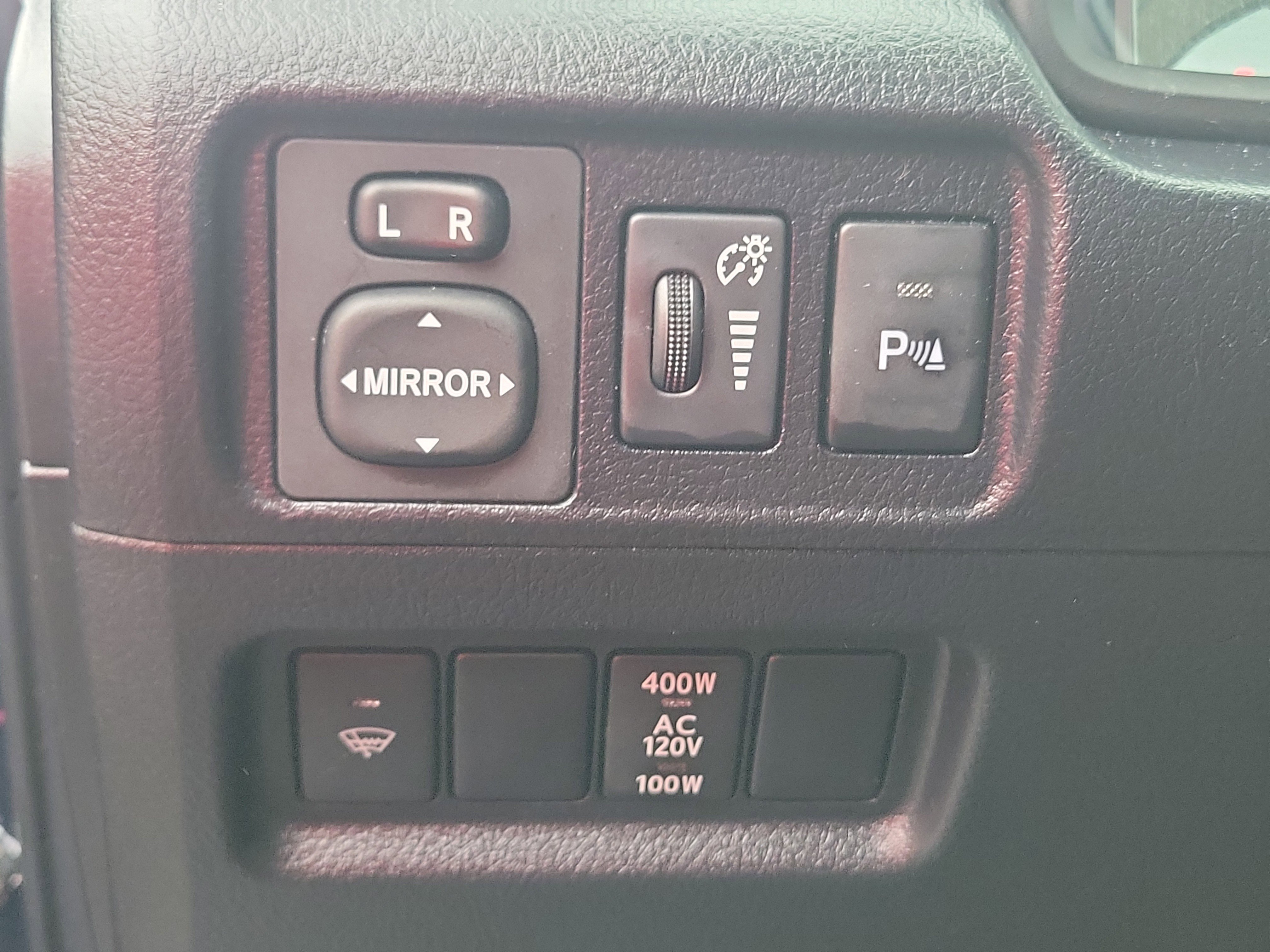 Used 2016 Toyota 4Runner Limited image 19