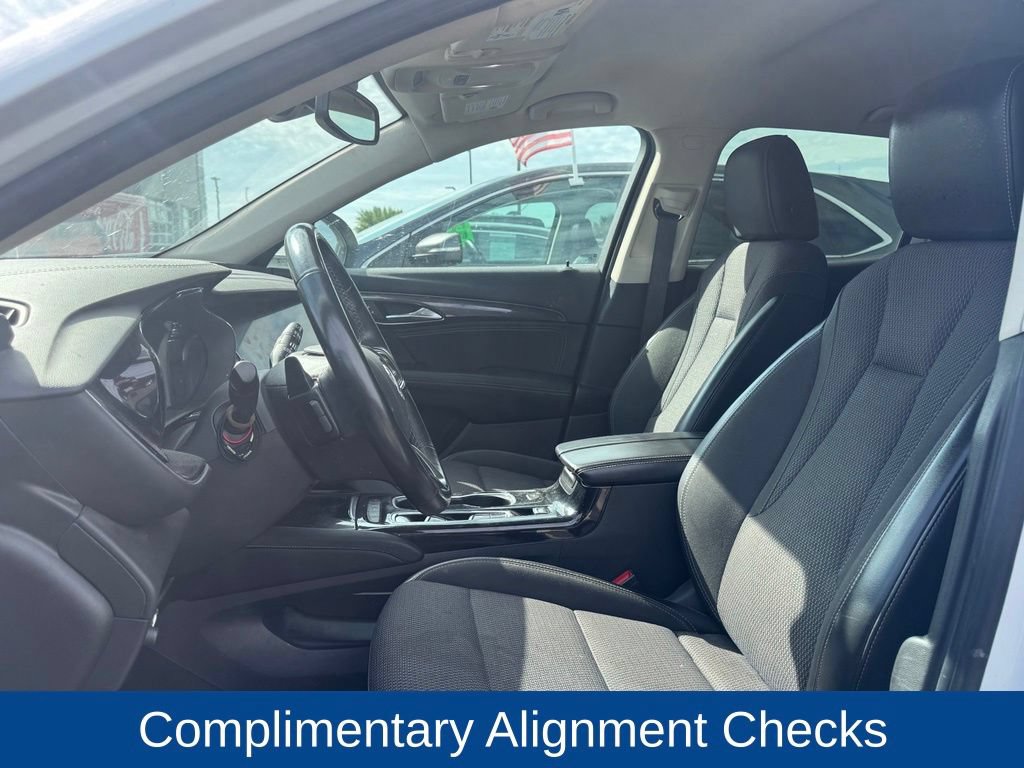 Used 2021 Buick Envision Preferred AWD/4WD image 5