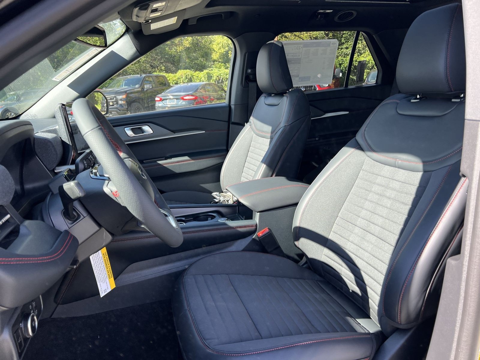 New 2027 Ford Explorer ST-Line w/ Premium Package AWD/4WD image 13