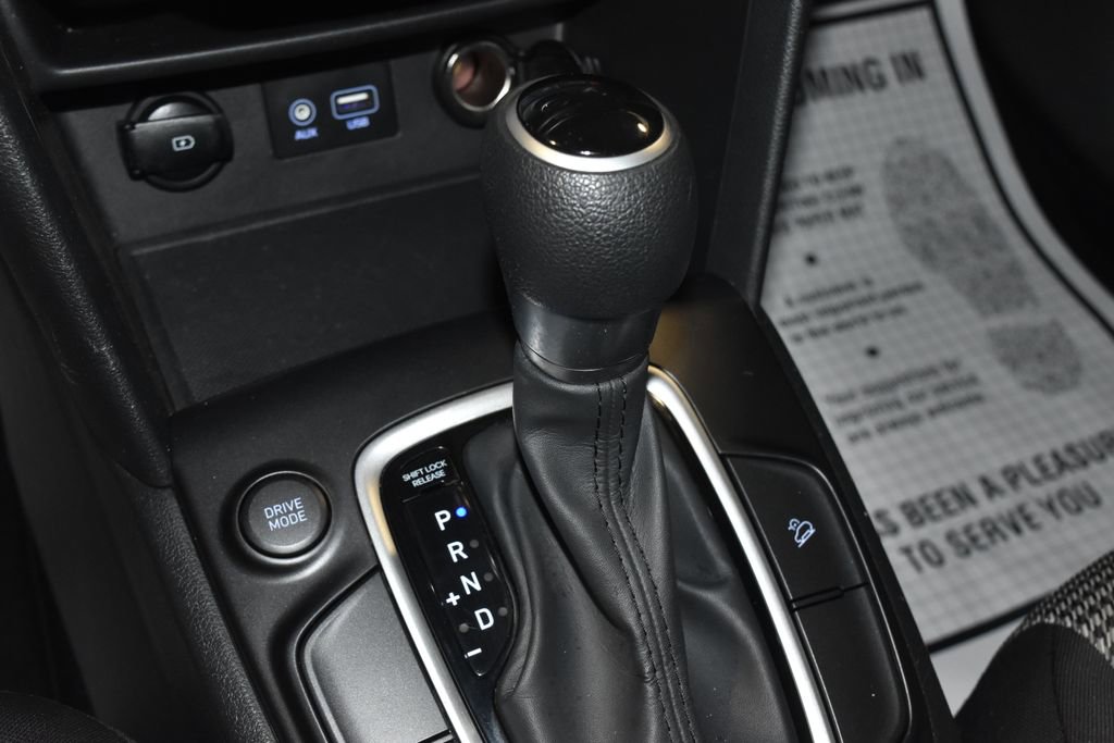 Used 2019 Hyundai Kona SE FWD image 14