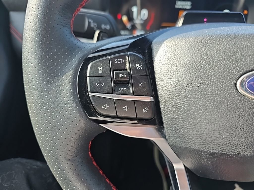 Used 2025 Ford Explorer ST AWD/4WD image 23