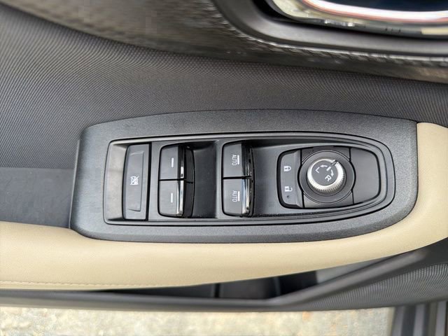 Used 2024 Subaru Outback Premium image 19