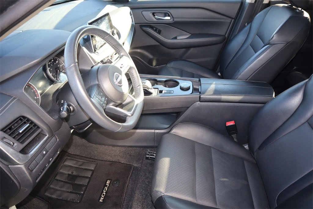 Certified 2024 Nissan Rogue SV w/ SV Premium Package image 17