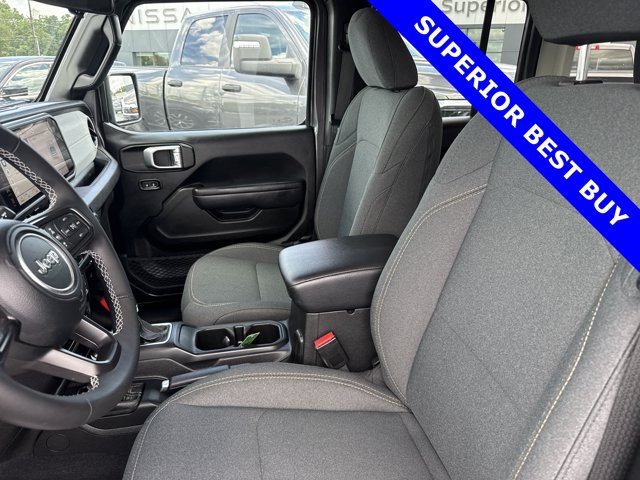 Used 2025 Jeep Wrangler Unlimited Sport AWD/4WD image 5