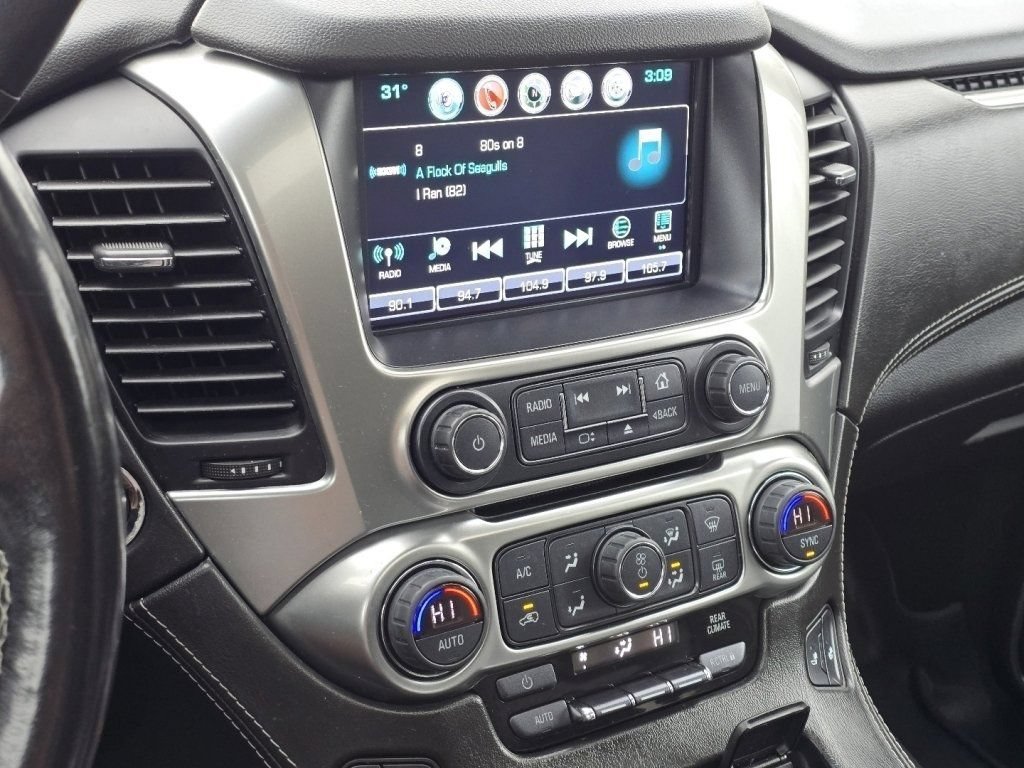 Used 2019 Chevrolet Suburban LT RWD image 26