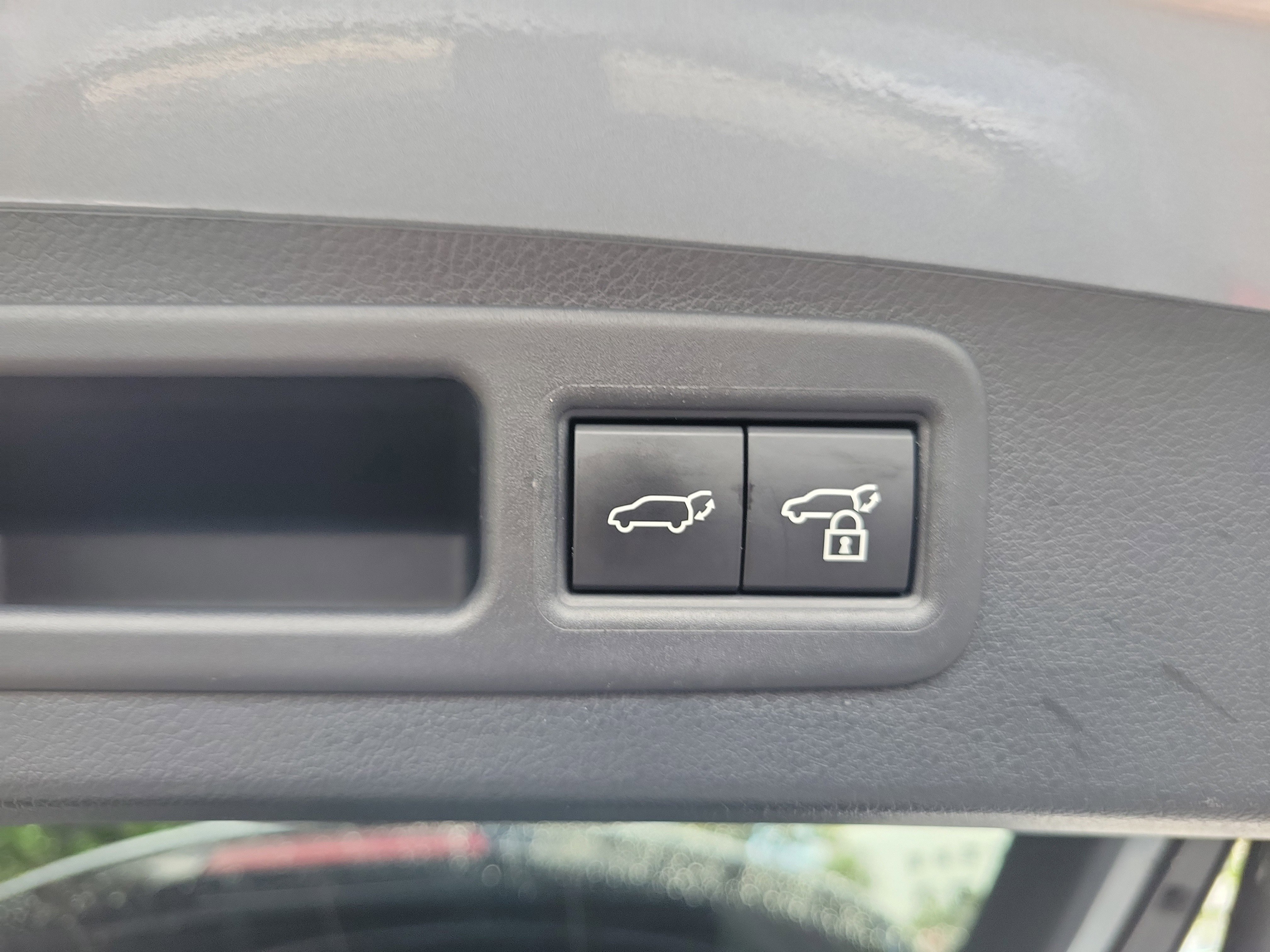 Used 2023 Lexus RX 350 Premium w/ Cold Area Package FWD image 10