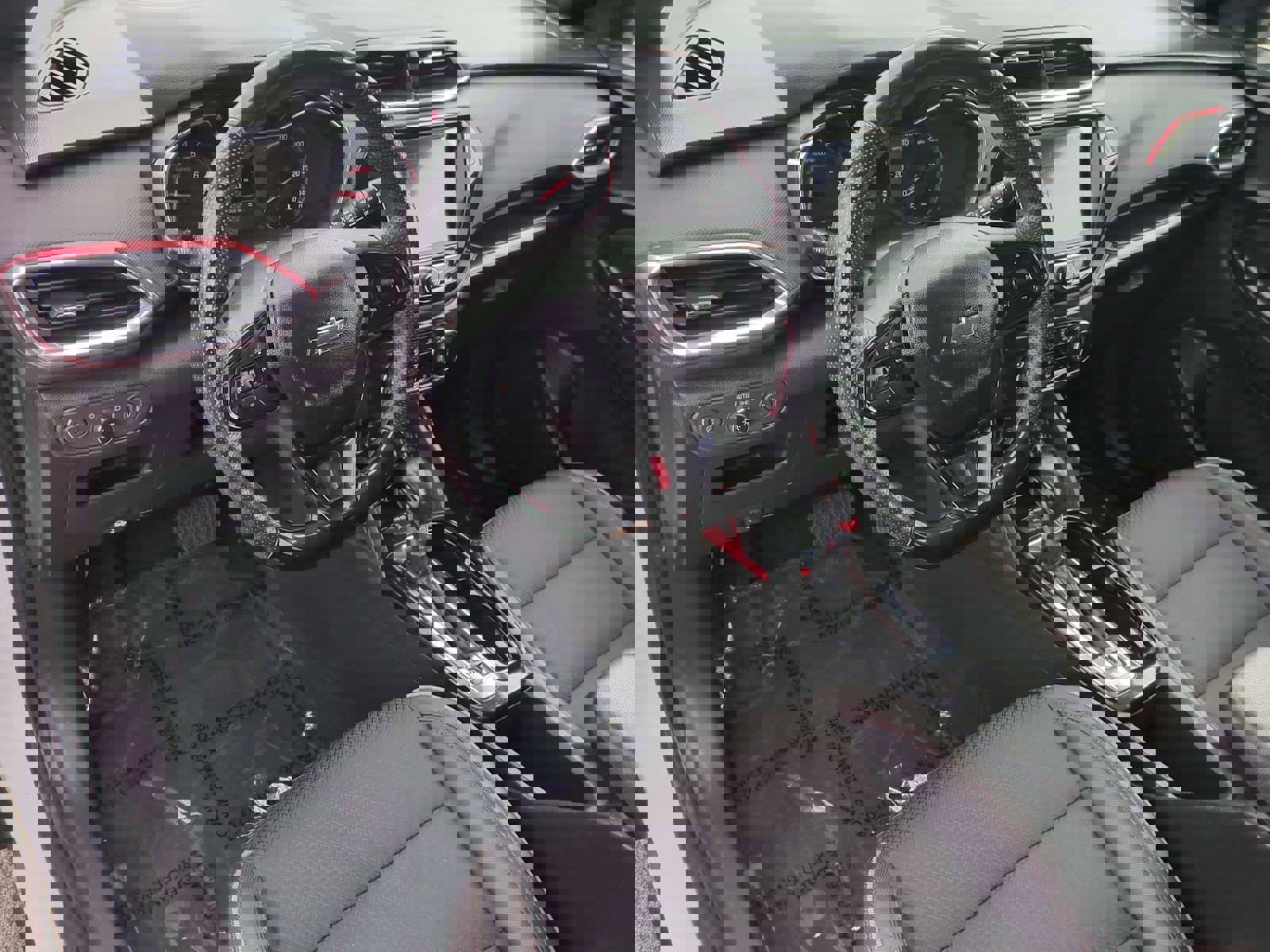 Used 2021 Chevrolet TrailBlazer RS w/ Sun and Liftgate Package image 12