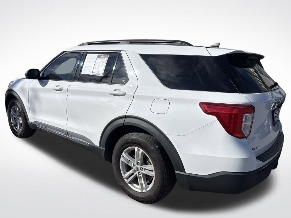 Used 2021 Ford Explorer XLT w/ Class III Trailer Tow Package image 3