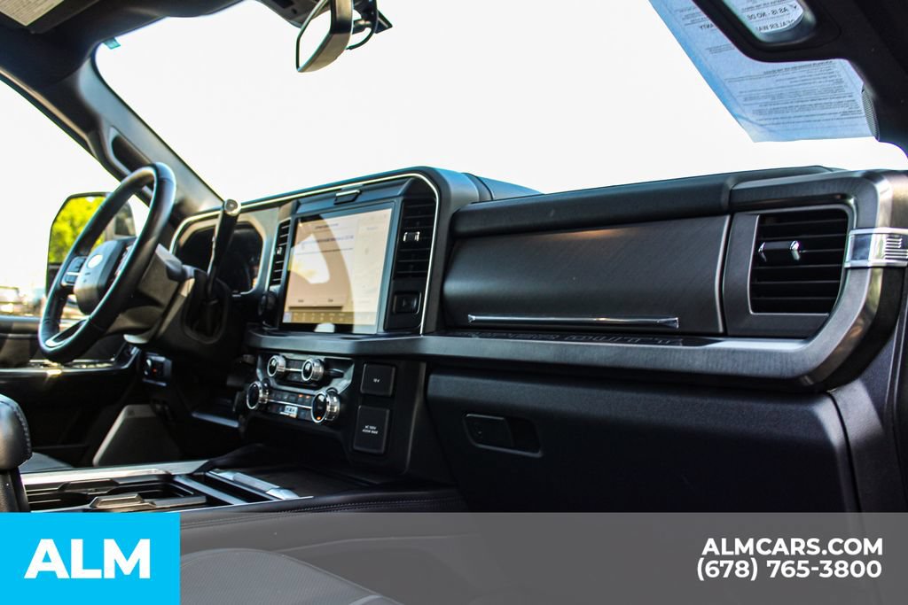 Used 2025 Ford F250 Platinum AWD/4WD image 31