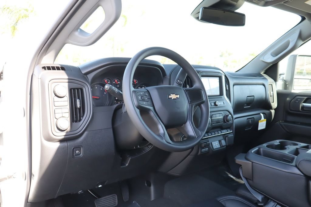 New 2026 Chevrolet Silverado 2500 Custom w/ Custom Value Package AWD/4WD image 13