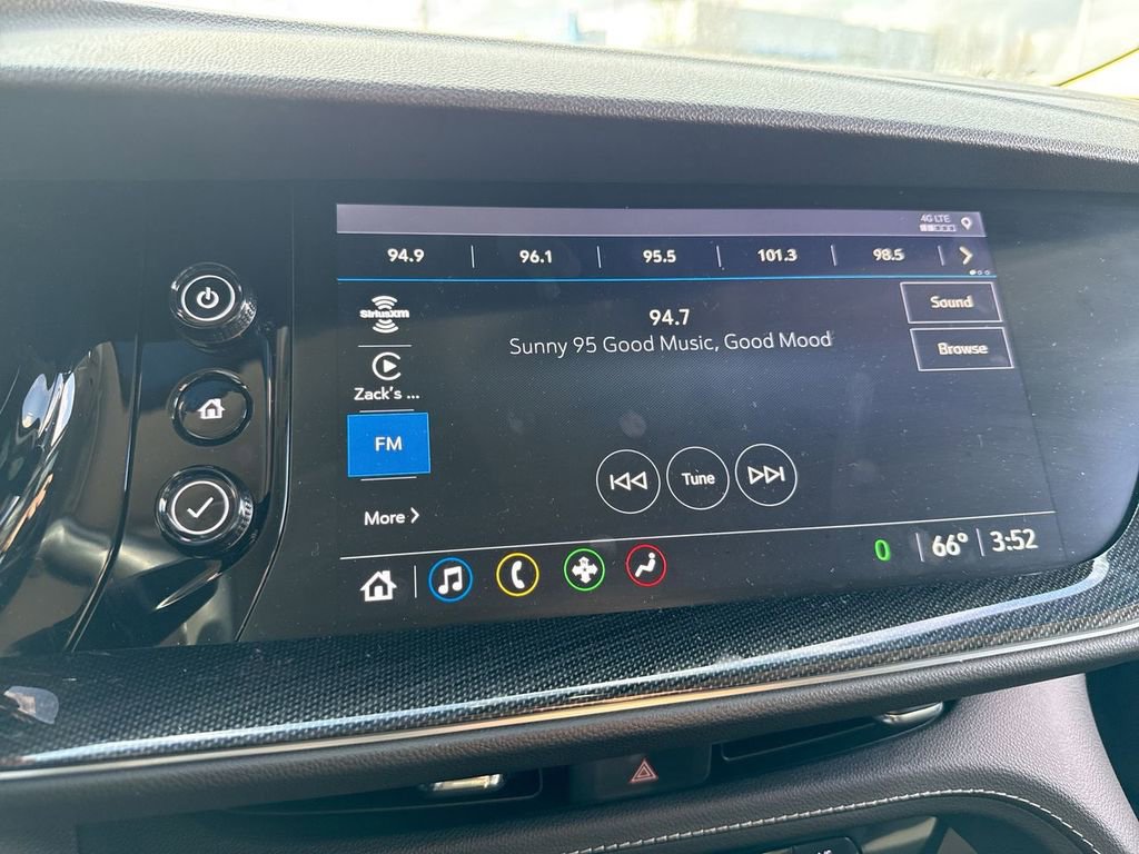 Used 2021 Buick Envision Essence FWD image 16