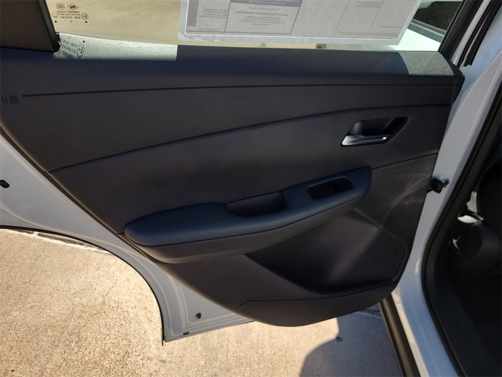 New 2026 Nissan Leaf SV+ image 11