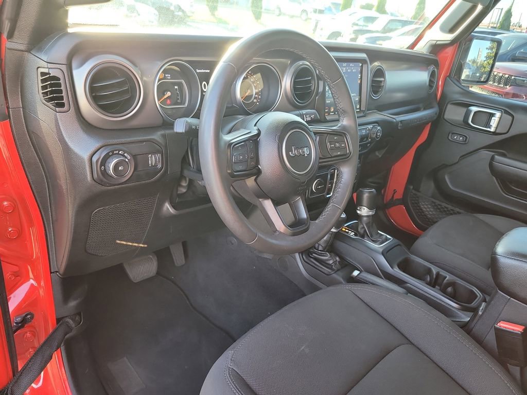 Used 2023 Jeep Wrangler Sport S image 14