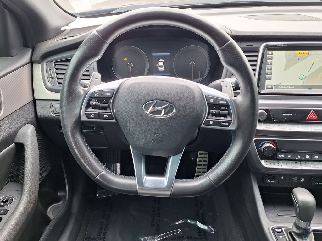 Used 2018 Hyundai Sonata Limited image 16