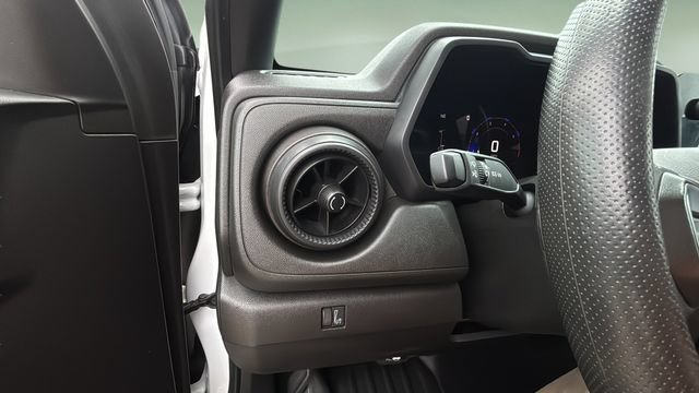 Used 2023 Chevrolet Colorado W/T RWD image 21