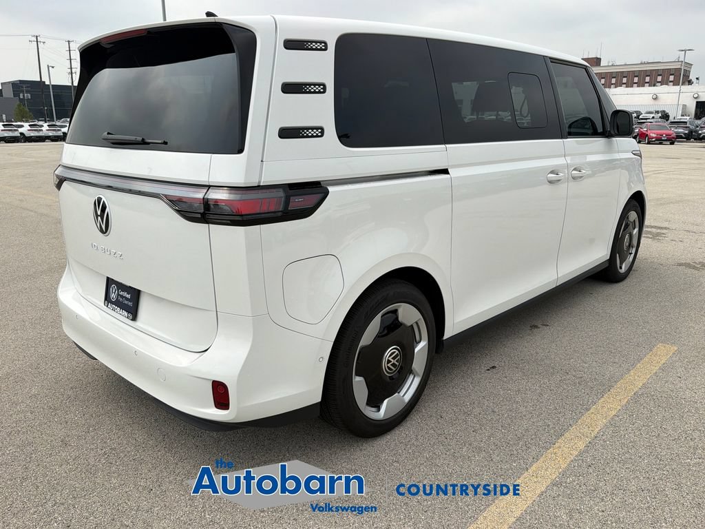 Certified 2025 Volkswagen ID. Buzz Pro S RWD image 6