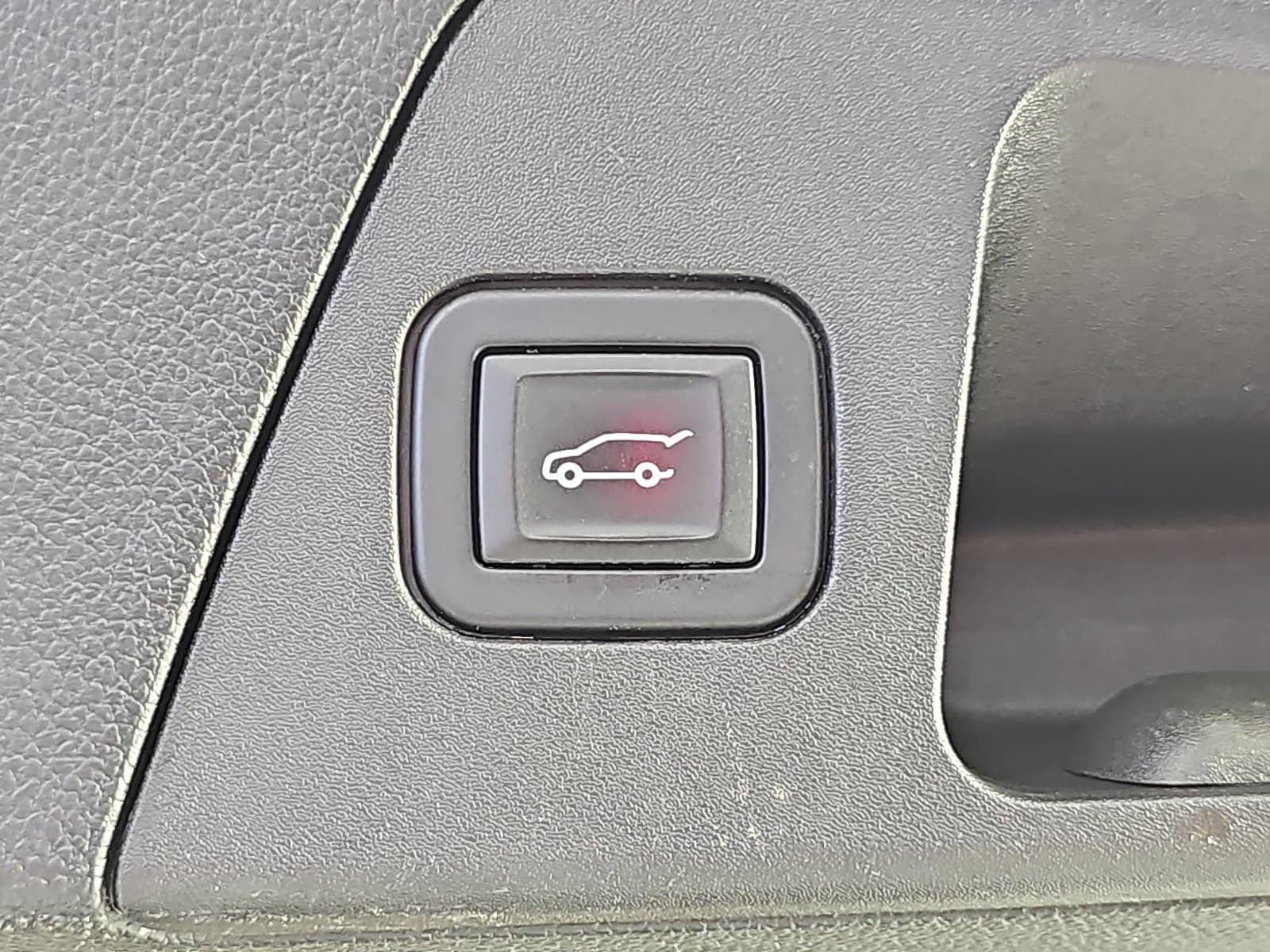 Used 2016 Buick Envision Premium AWD/4WD image 13