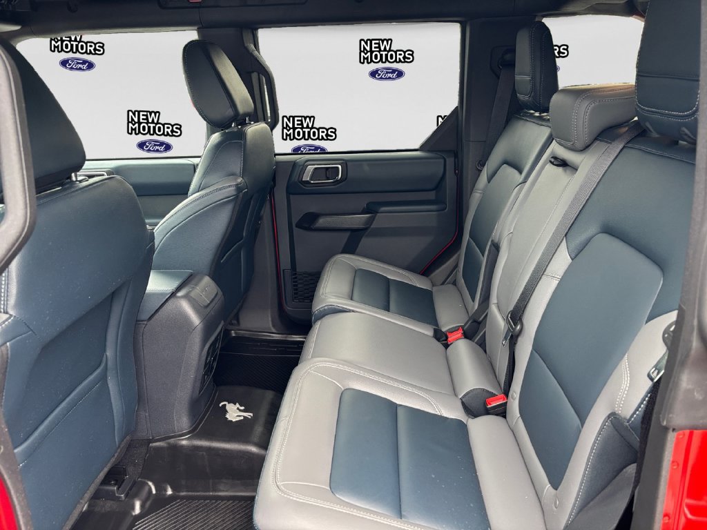Used 2024 Ford Bronco Outer Banks AWD/4WD image 14