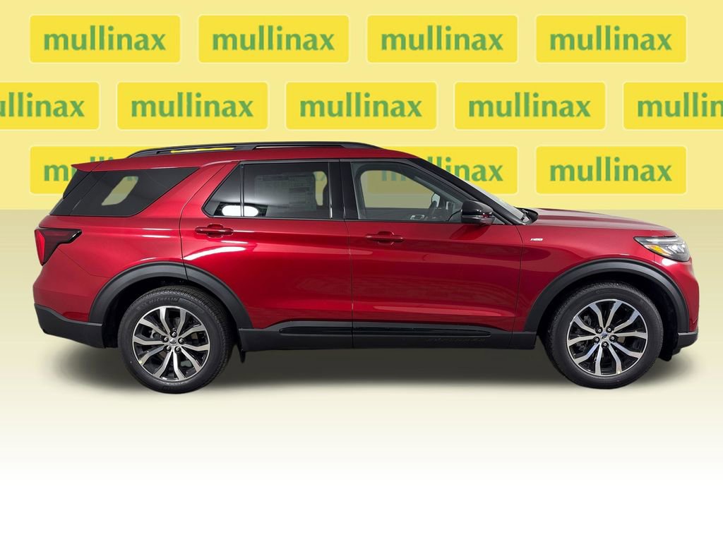 New 2026 Ford Explorer ST-Line RWD image 2