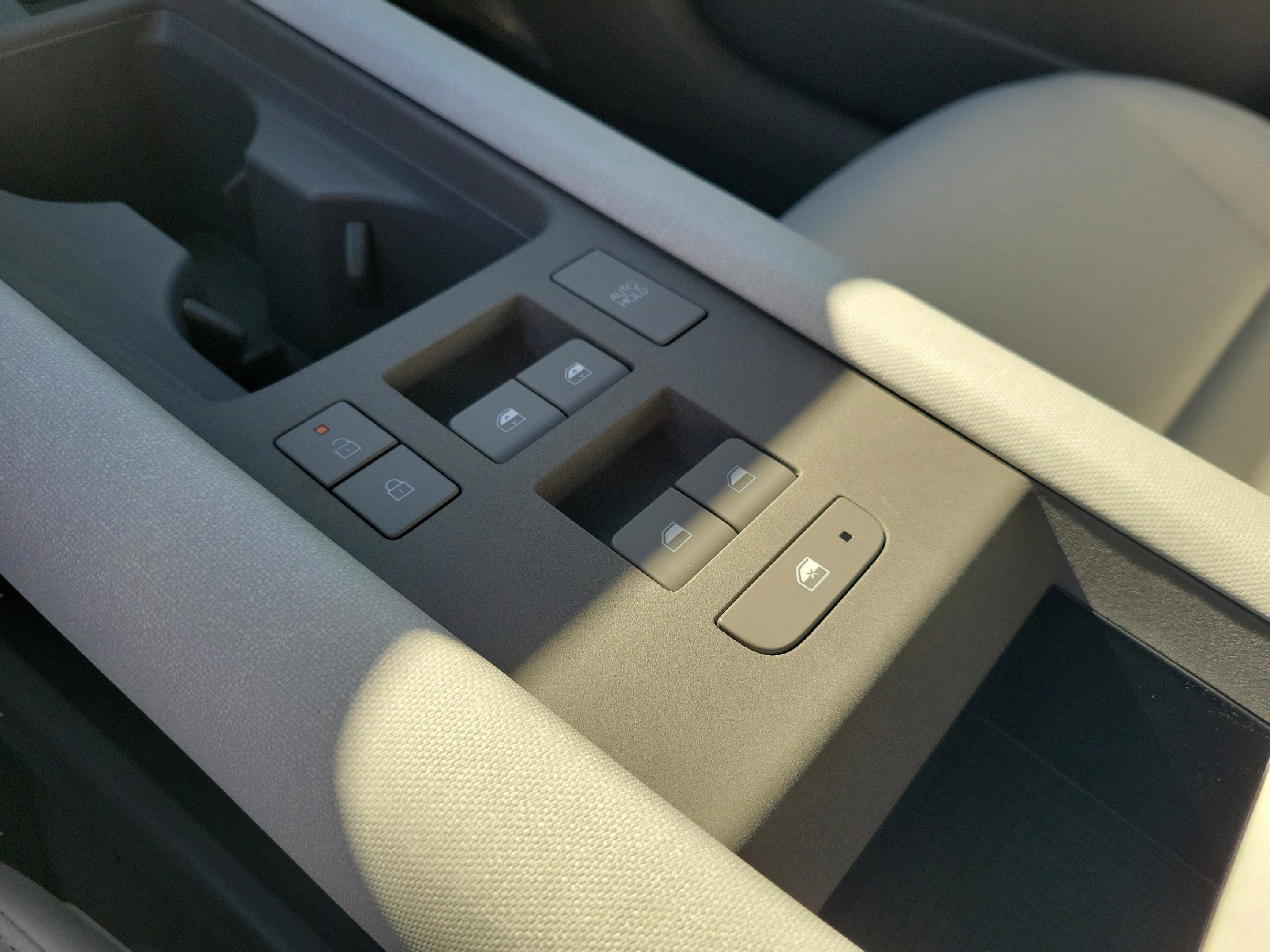 New 2025 Hyundai Ioniq 6 SEL image 26