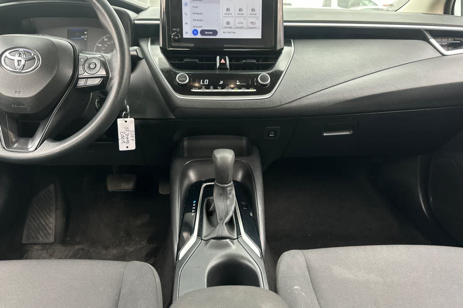 Used 2024 Toyota Corolla LE FWD image 4