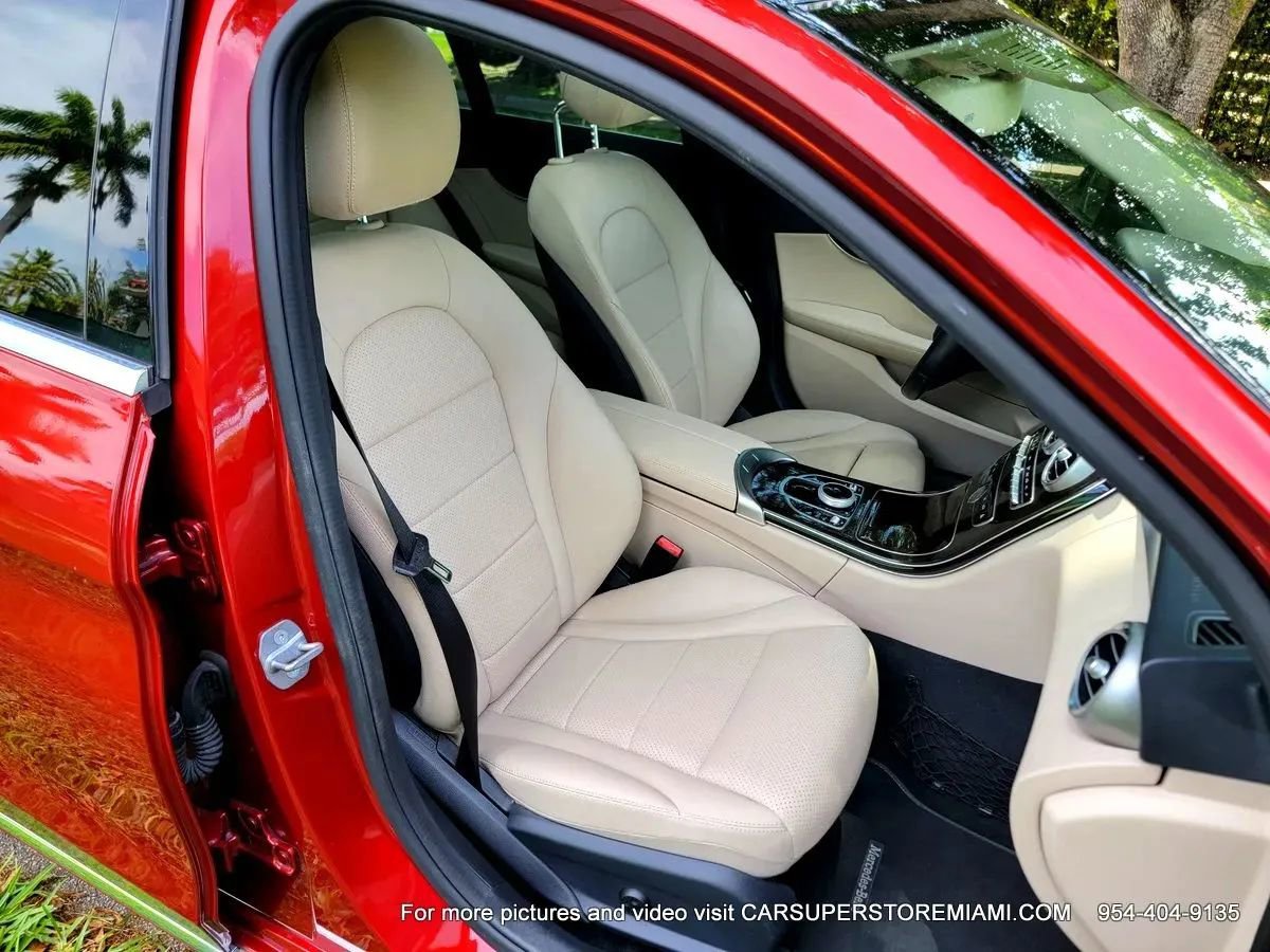 Used 2018 Mercedes-Benz C 300 Sedan image 24