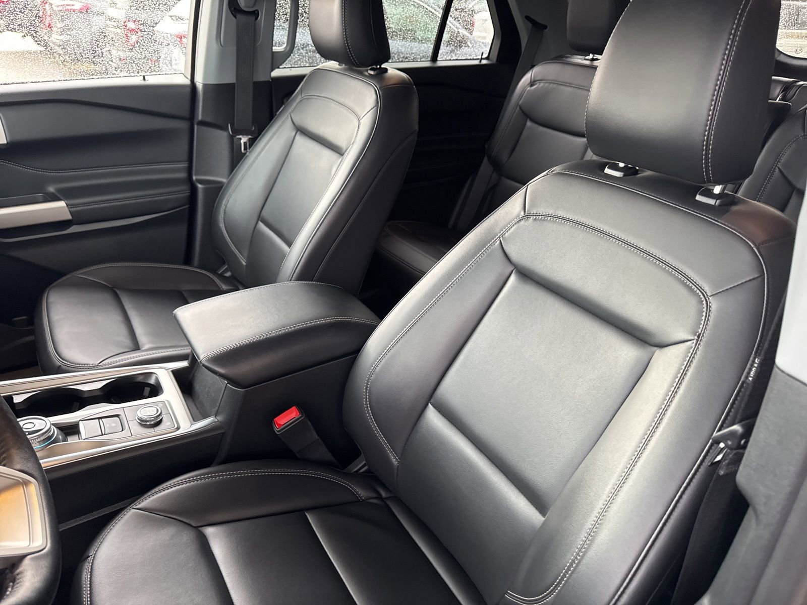 Certified 2023 Ford Explorer XLT w/ Equipment Group 202A AWD/4WD image 23