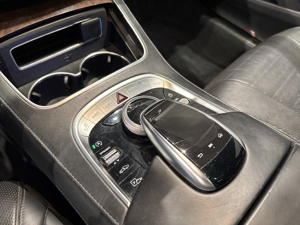 Used 2018 Mercedes-Benz S 560 4MATIC Sedan w/ AMG Line Exterior image 17