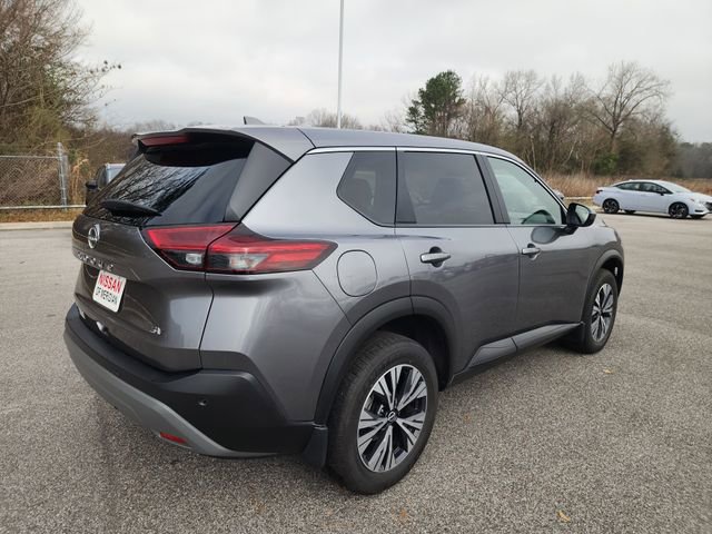Used 2023 Nissan Rogue SV image 5