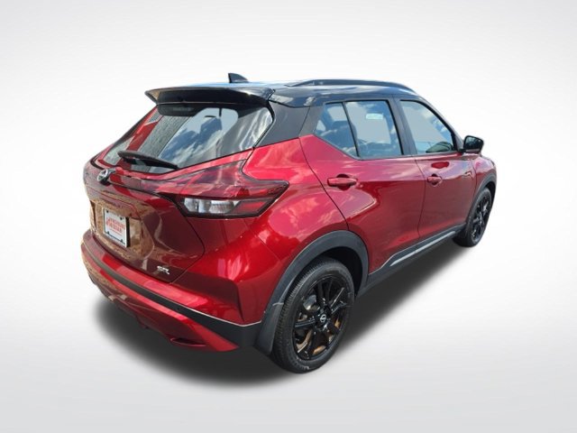 Used 2023 Nissan Kicks SR FWD image 7
