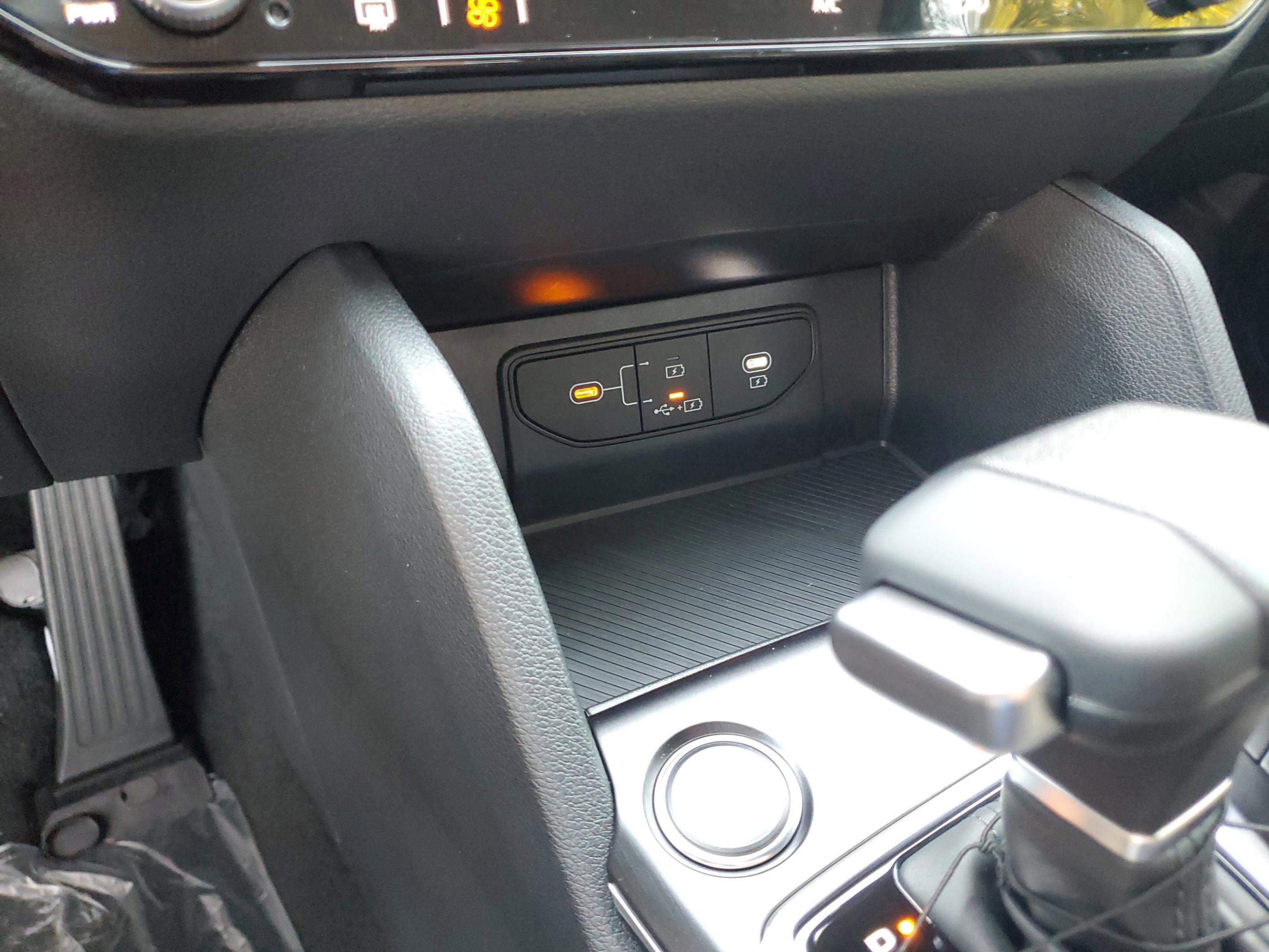 New 2026 Kia Sportage LX w/ LX Convenience Package image 13