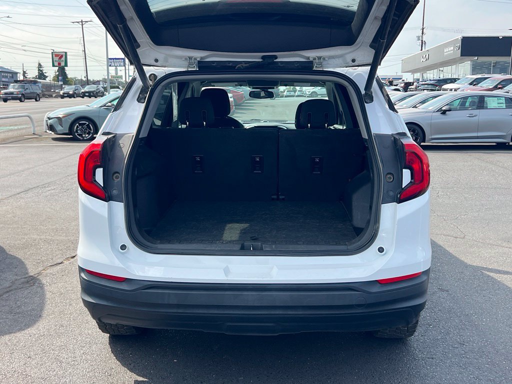 Used 2018 GMC Terrain SLE AWD/4WD image 10