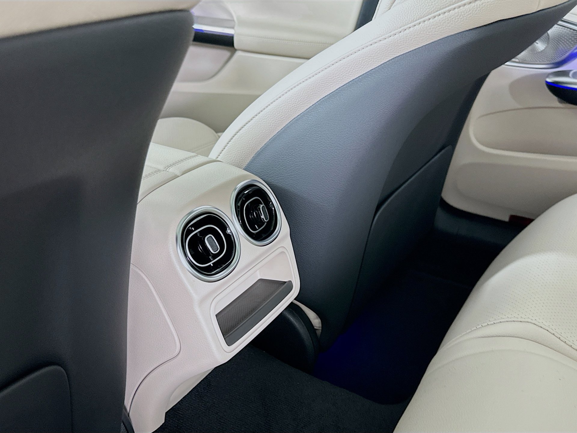 New 2026 Mercedes-Benz C 300 Sedan image 28