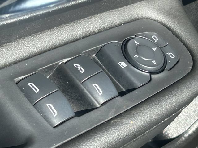 Used 2024 GMC Terrain SLE AWD/4WD image 28