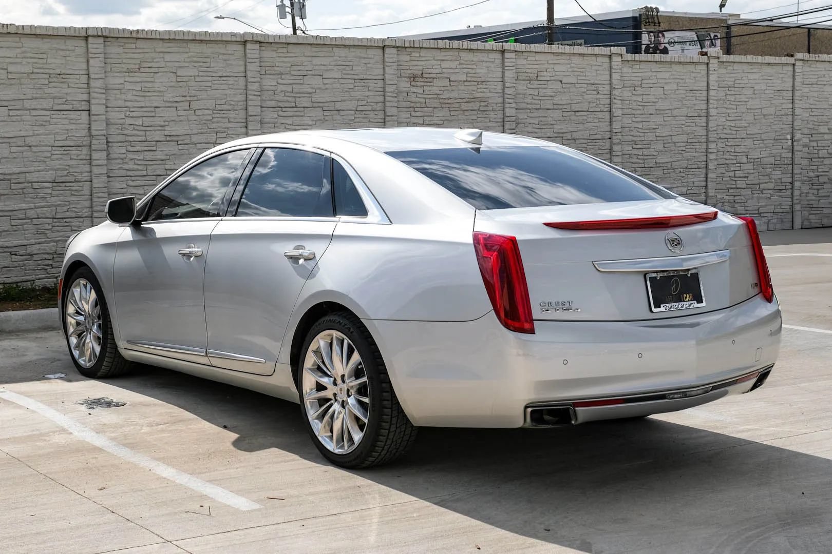 Used 2015 Cadillac XTS Platinum AWD/4WD image 8