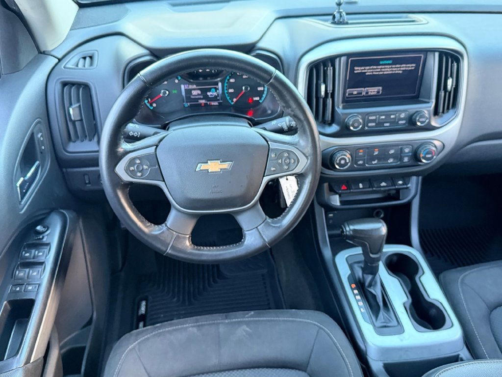 Used 2018 Chevrolet Colorado LT w/ LT Convenience Package RWD image 13