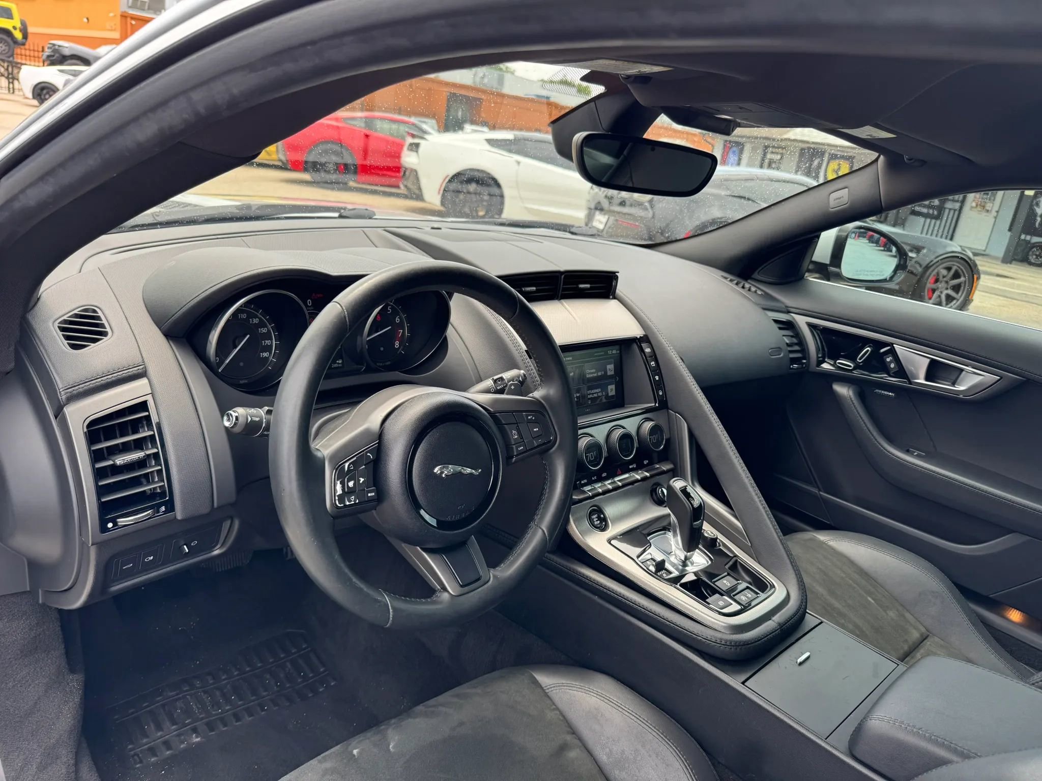 Used 2017 Jaguar F-TYPE Coupe RWD image 26