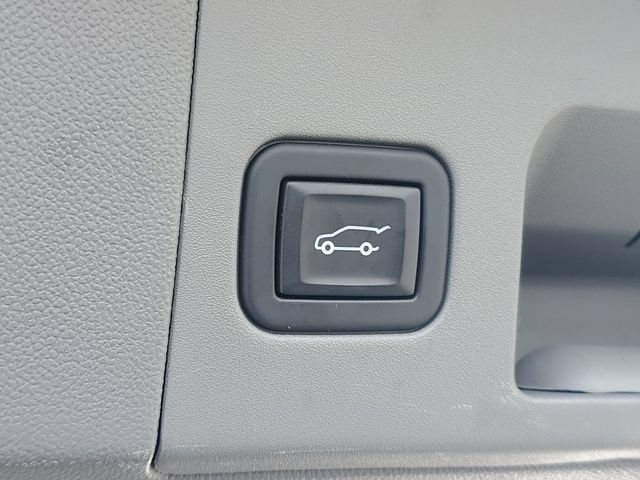 Certified 2023 Cadillac XT5 Premium Luxury FWD image 8