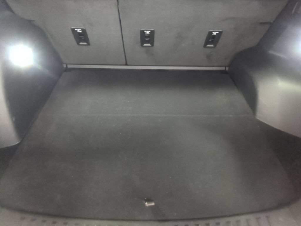Used 2025 GMC Terrain Elevation FWD image 36