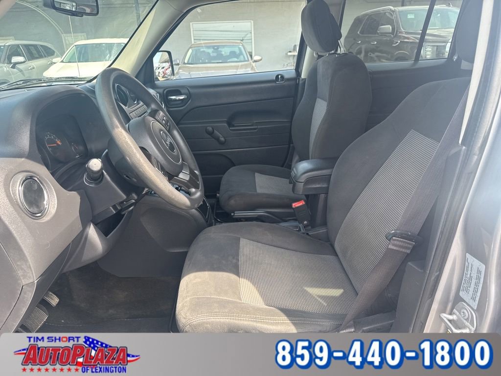 Used 2017 Jeep Patriot Sport image 2