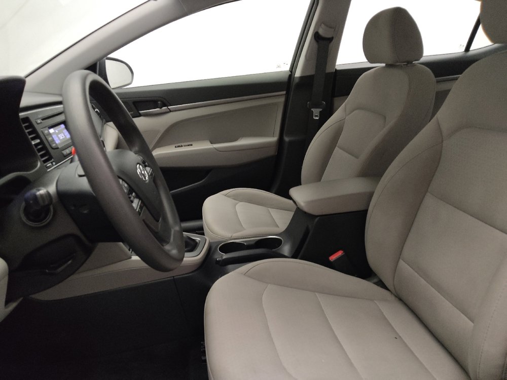 Used 2018 Hyundai Elantra SE w/ Cargo Package image 17