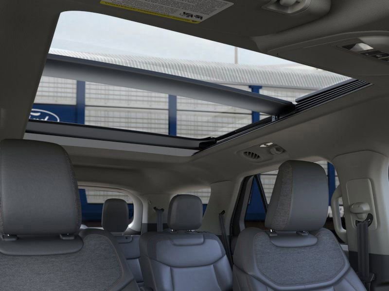 New 2025 Ford Explorer Active w/ Active Comfort Package image 22