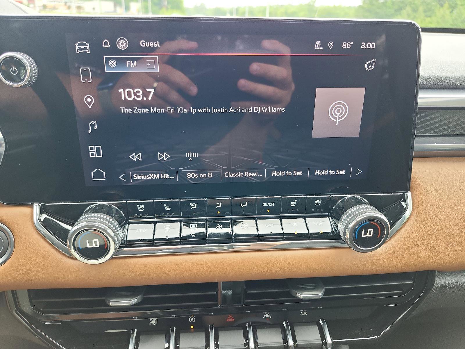 New 2025 GMC Canyon AT4 w/ Nightfall Edition image 11