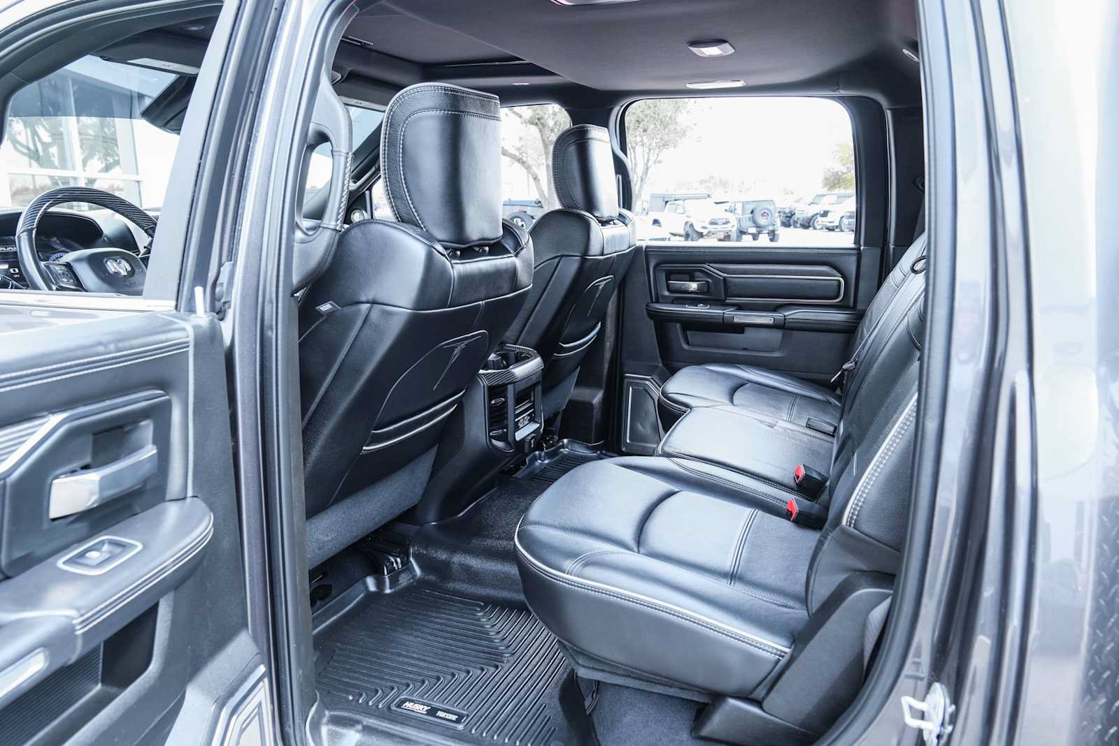 Used 2020 RAM 3500 Limited AWD/4WD image 33